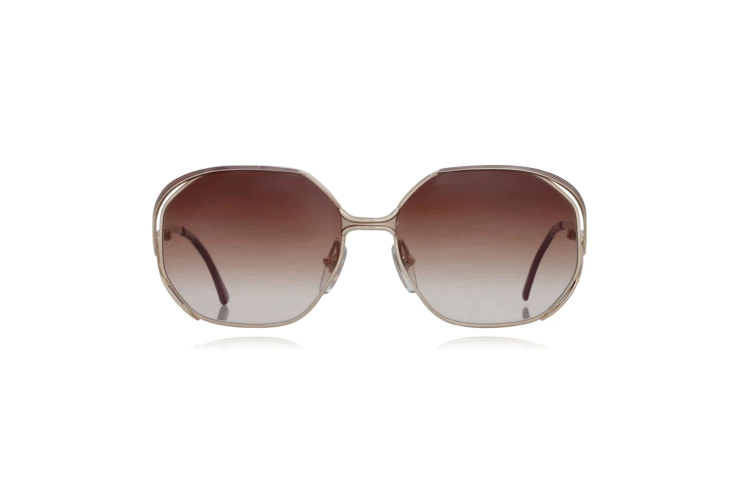 Chloe hotsell daisy sunglasses